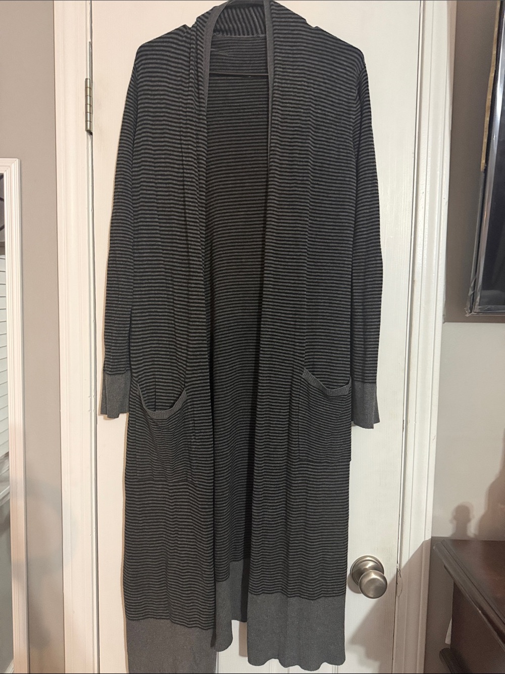 Long Open-Front Men’s Cardigan Jacket in Charcoal Stripe
